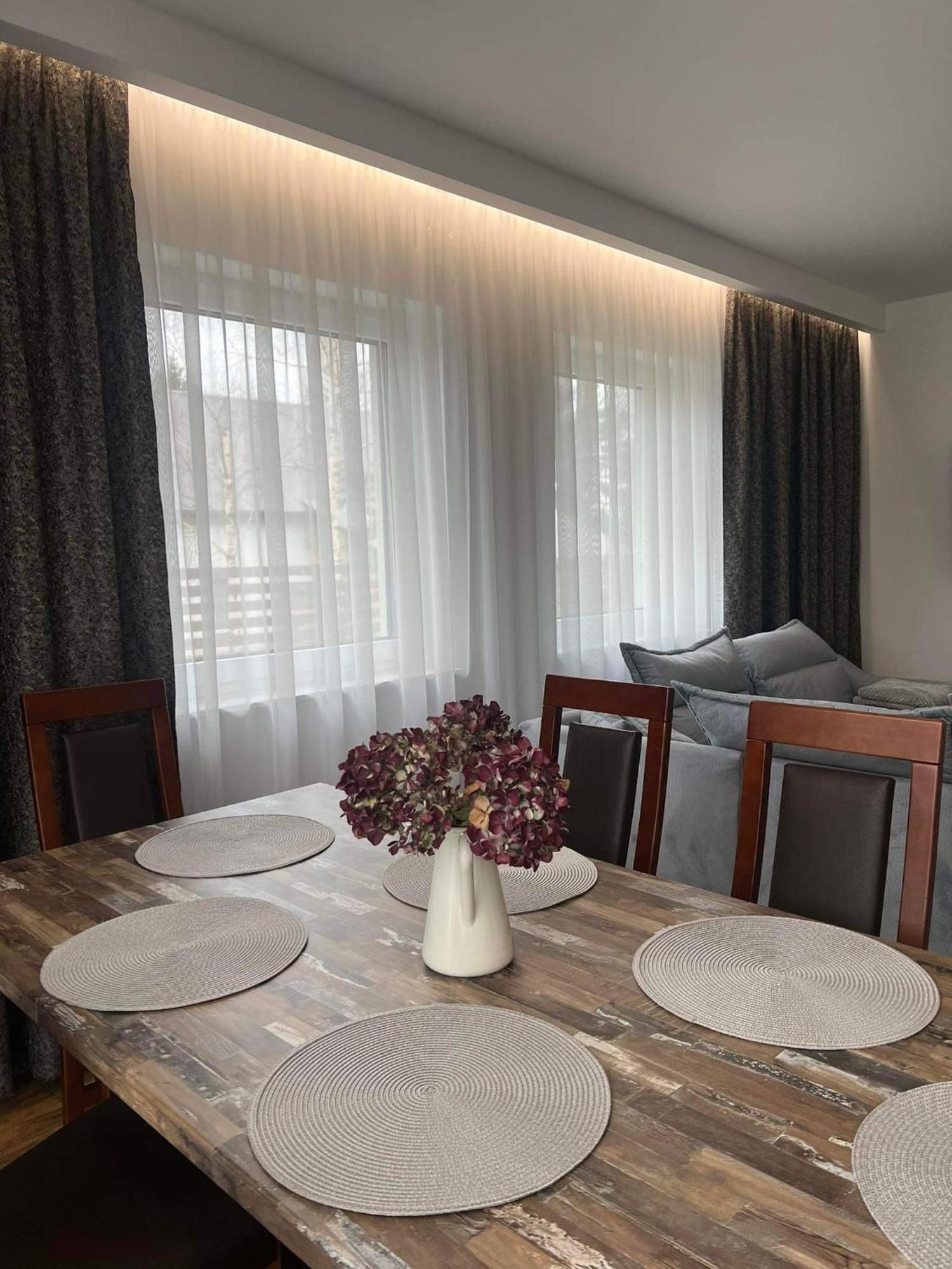 Dom Na Borowkowym Wzgorzu Apartment Palesnica Bagian luar foto